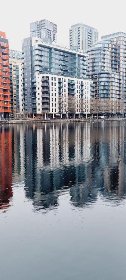 Waterside Apartment Canary Wharf Лондон Экстерьер фото